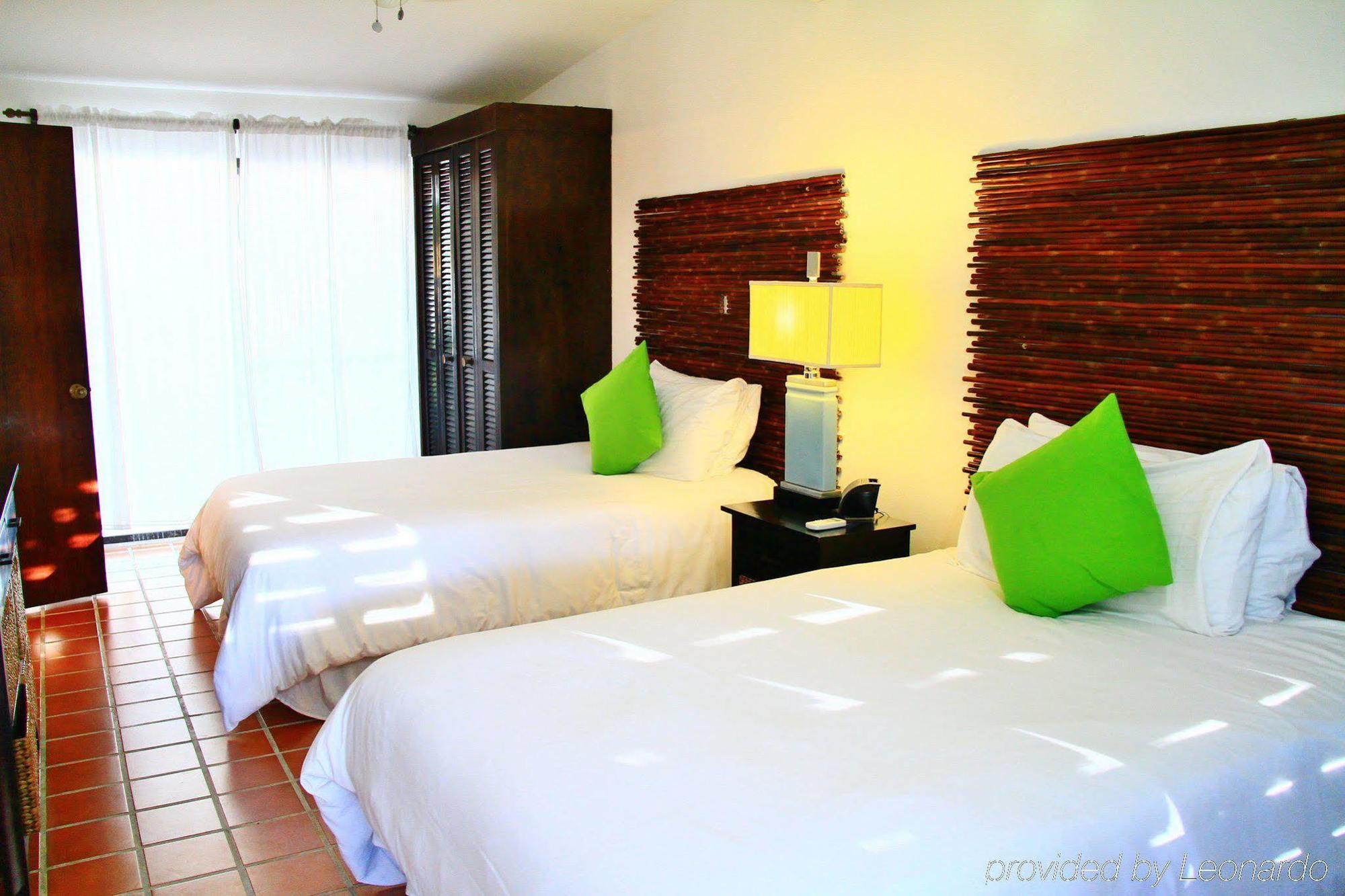 מידס ביי Anacaona Boutique Hotel מראה חיצוני תמונה