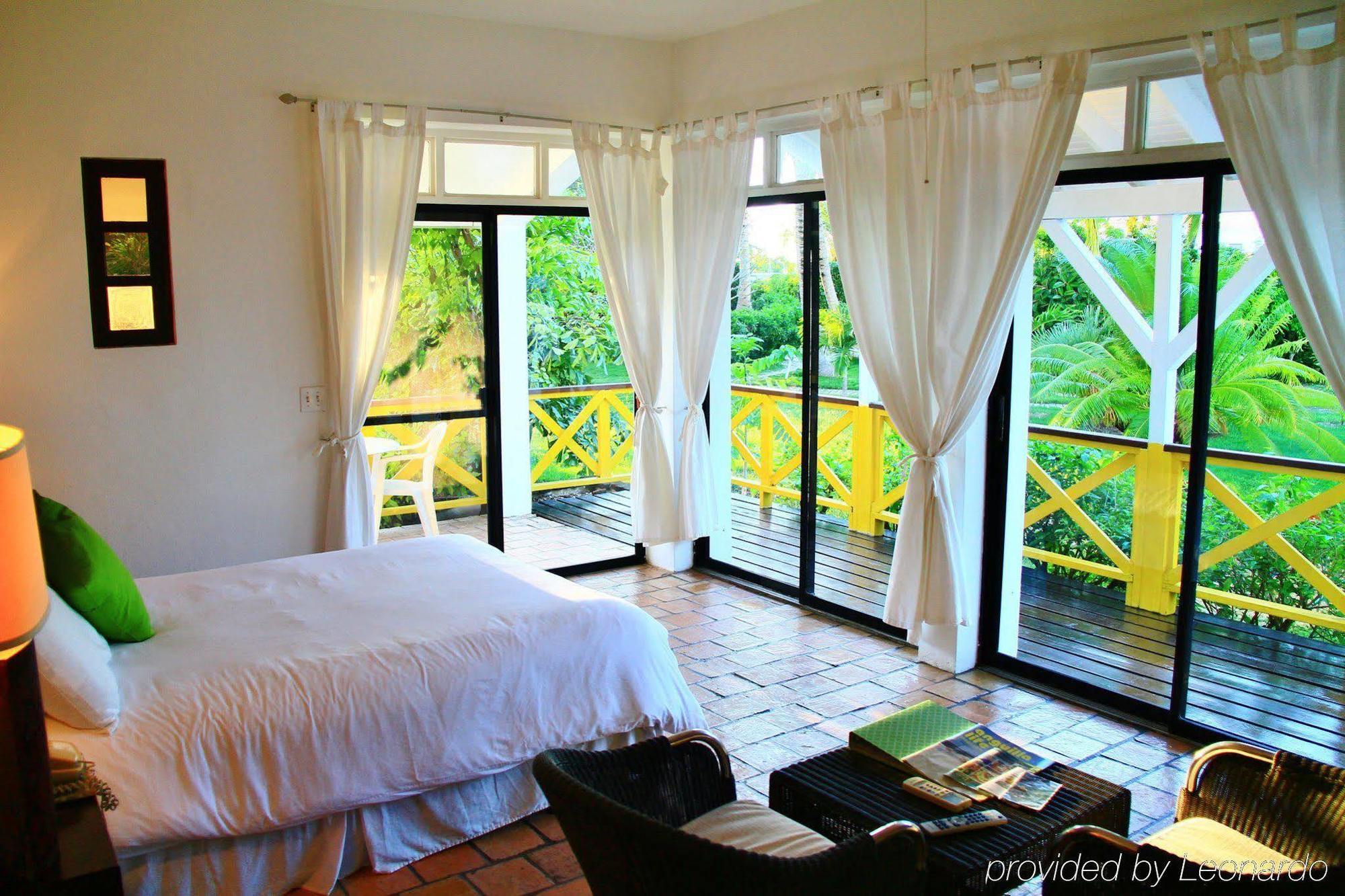 מידס ביי Anacaona Boutique Hotel מראה חיצוני תמונה